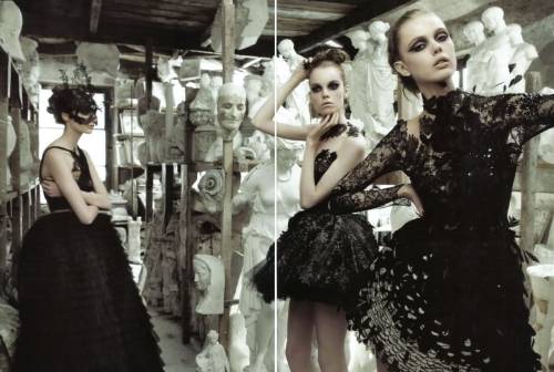 Hanna Rundlöf, Frida Gustavsson, and Gwen Loos wearing Valentino Haute Couture. Vogue Italia, Septem