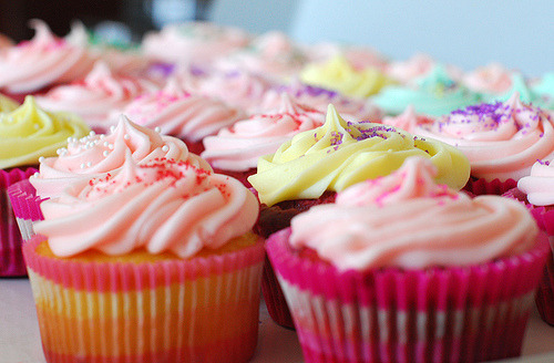 foodluxury:  Love Food? This blog is for you. 