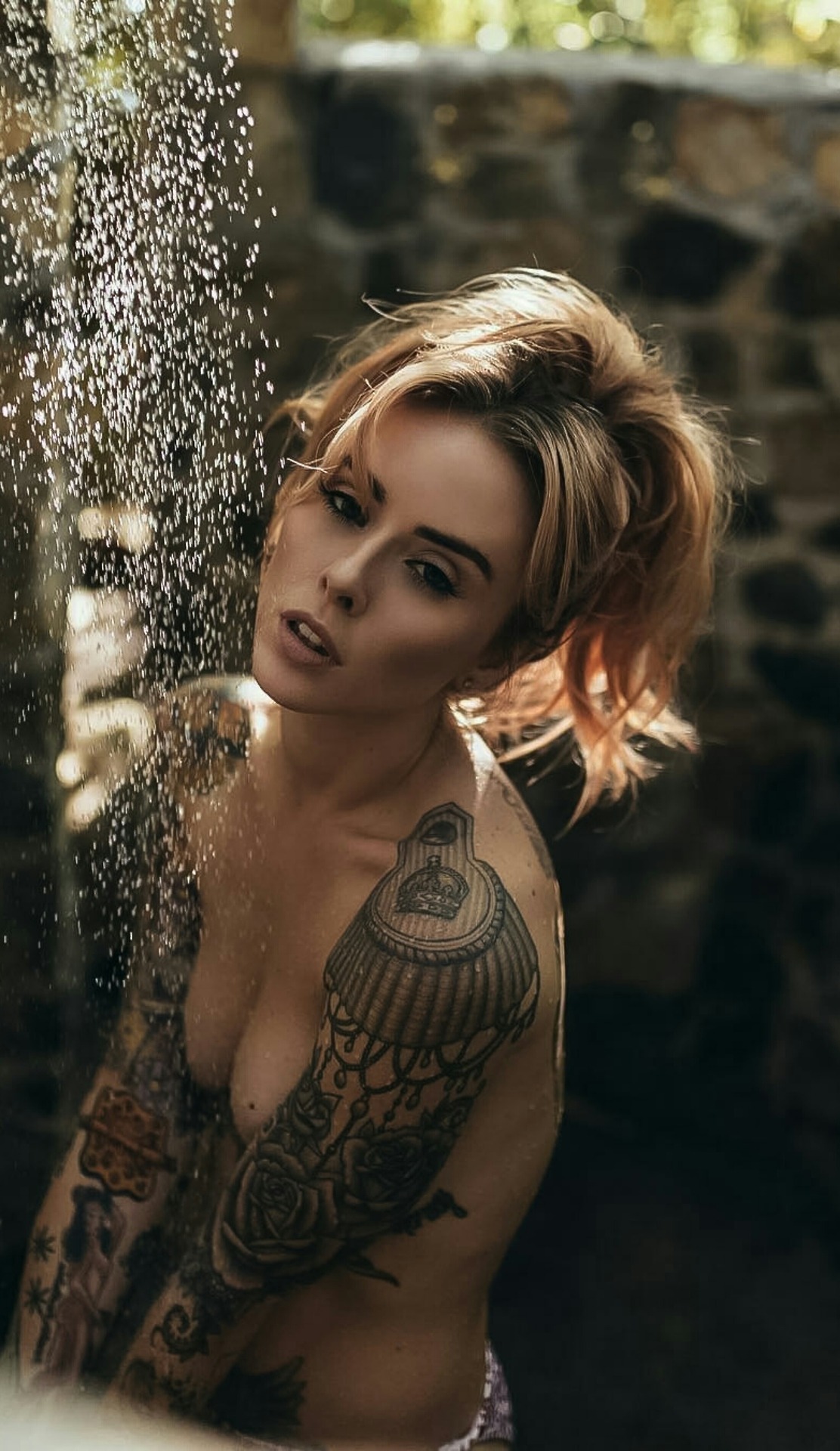 jhazzyrey: Washing Away The Bad Vibes    Alysha Nett | Jhazzyrey 