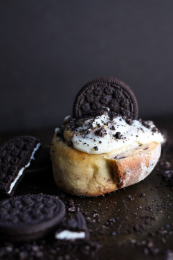 chocolateguru:  Oreo Cinnamon Rolls 