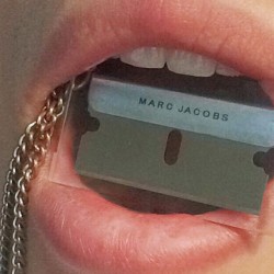 beyoncesbleach:  Excited for the @marcjacobsintl