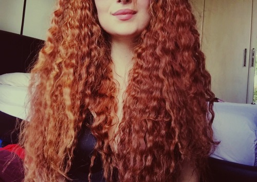 iwishiwasyourfavouritegirl:  my hair is ridiculous today