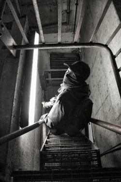 Skrezy:  Tr | Exploring Beneath 
