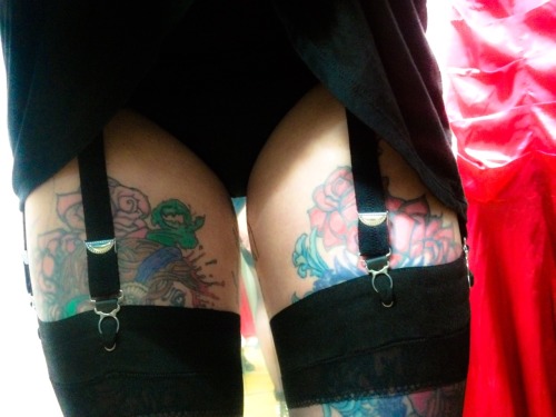brokendoll666:  Snapping a few at work today 💋💋