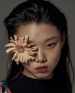 dior-obviously:Bae Yoon Young for Dazed and Confused 