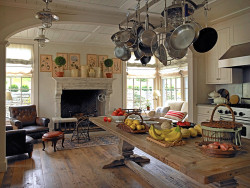 georgianadesign:“Chic country residence, NY.”  Frank de Biasi Interiors, NYC.   