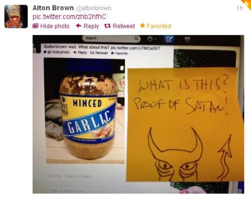 princess-kingofooo:If you’re not following Alton Brown on twitter I feel sorry for you.