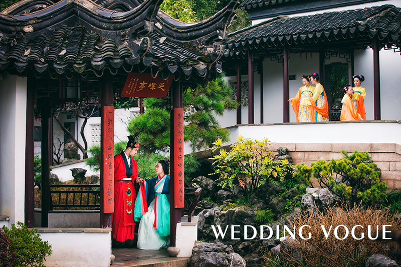mingsonjia:  ziseviolet:    Tang Dynasty-style Chinese Wedding Editorial via Wedding