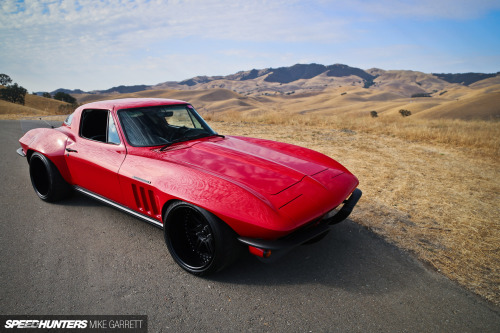 The Big Red Corvette.(via The Big Red Corvette | Speedhunters)