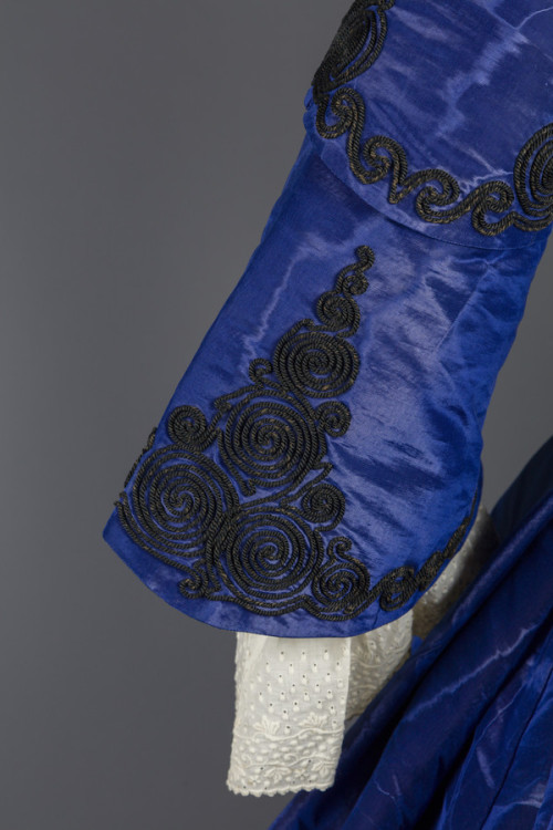 Visiting dress ca. 1868From the Maryland Center for History and Culture