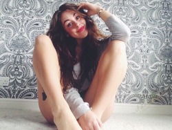 cherubesque:  smile babycake 🍰  tumblr | instagram | snapchat  | private snapchat &amp; blog   