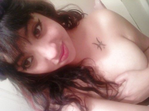latinashunter:  Gorgeous Chichona! porn pictures
