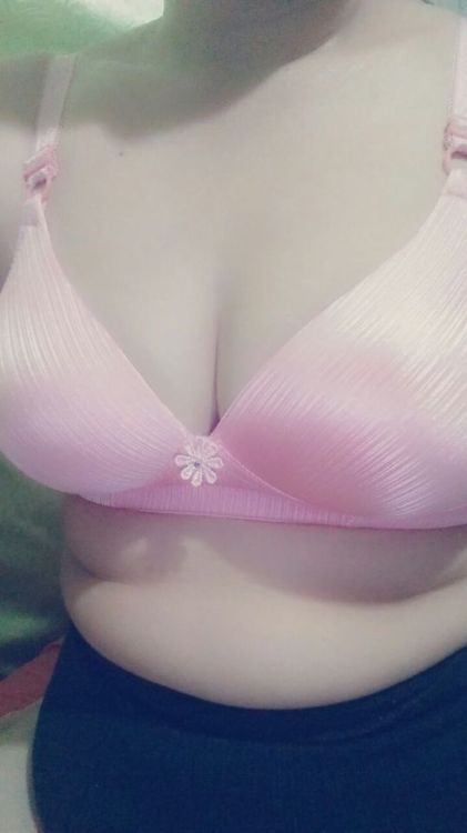 im-notyboy: tebuan1969: malayauntiehot: eezone79: Makin tua makin menjadi Nk a Nk.. Woowww cedap nye