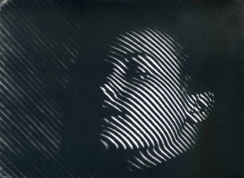 pentauroi:  Man Ray