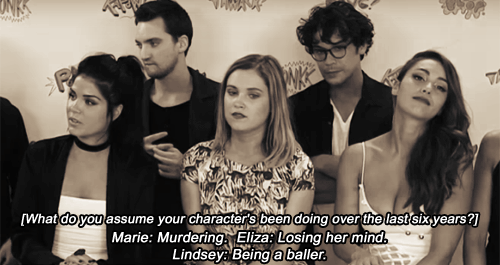 sly2o:murphystartedthefire:bonus:I really hope someone gifs this next to actual shots of season 5 on