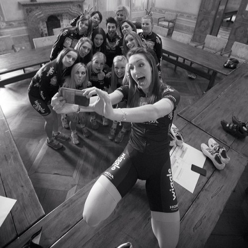 robinamer: cyclingreporter:  #wigglehonda team training camp,Italy. Pic: @augustusfarmer @wigglebike