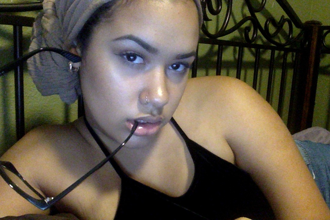 imsobklyn:  triste-luna:  when u look better than bitches that don’t like you 