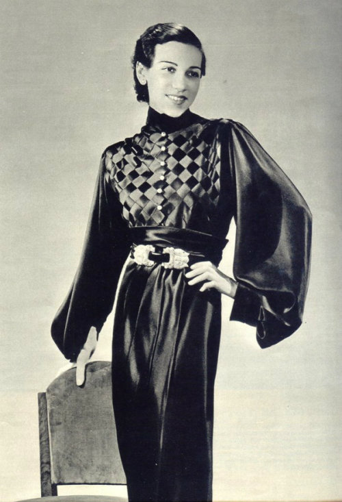 Jodelle, 1930s