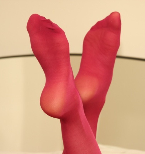 pantyhosespot:  (via jackie schoolgirl in pink pantyhose - Pantyhose Pictures - Pantyhose Forum - Pa