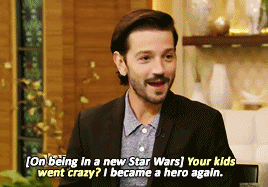 letdiegolunatouchjabbathehutt:DIEGO LUNA  APPRECIATION WEEK / DAY 4 Diego + Interviews : Diego menti