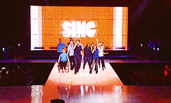 Every Glee Live! performance → Sing