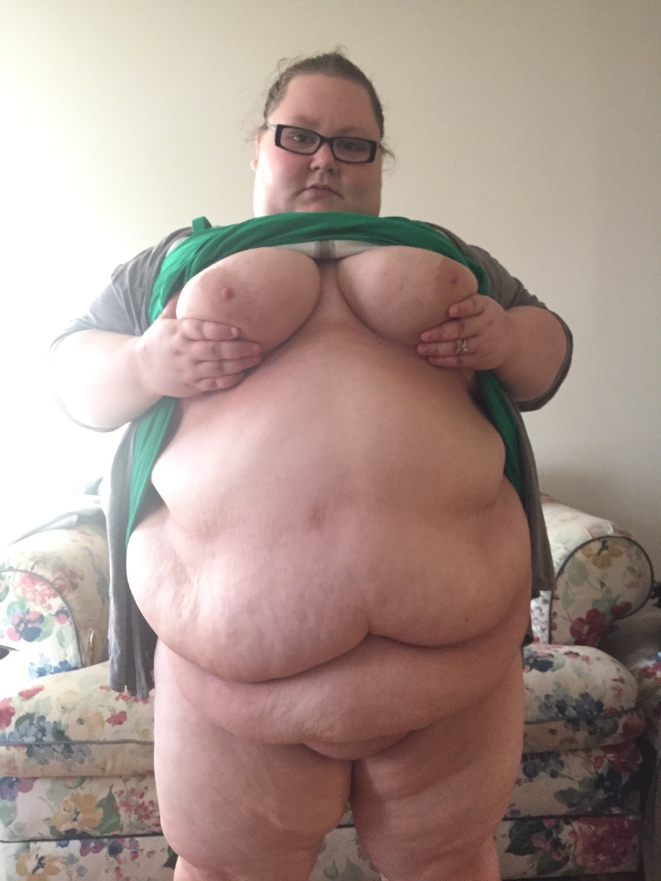 bigxgirlsxlovexsex:  Green pt 2