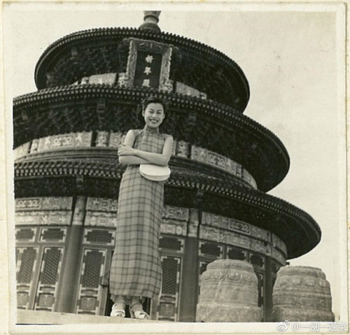 Propaganda photos of women in qipao in Beijing to promote Japanese take over of Asia by Masao Horino