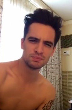 itsalekzmx:  Brendon Urie 