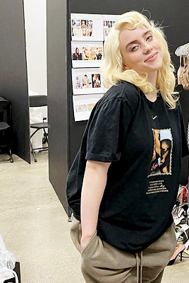 illalwaysbehere:ms-hells-bells: billieeilishgifs:Billie behind the scenes of her vogue shoot. if tho