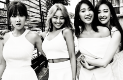 livelovelunch:  SiSTAR - LONELY