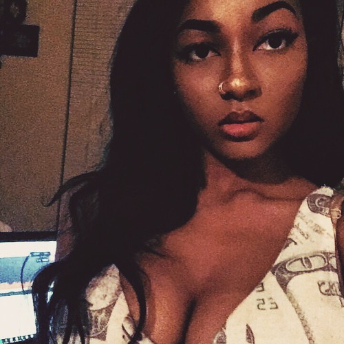 artisticdemise:  Sometimes I’m cute
