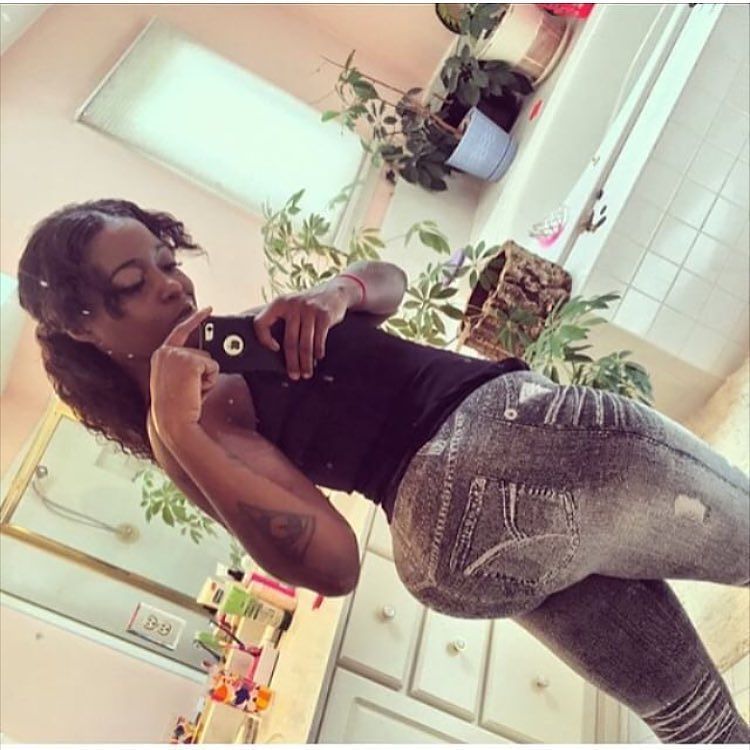 wankaego:  Follow bae😍🍫💗 @quietstormv  Follow bae😍🍫💗 @quietstormv