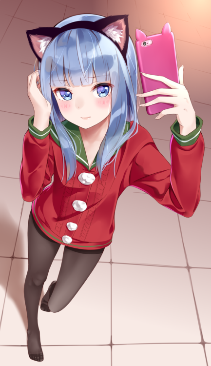 fileth-fileth: やまもとさんのツイート: 執務室で見つけた猫耳が似合うかこっそり確かめる艦娘の鏡初風