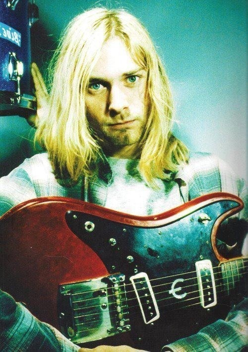 bubbles-asked-acid:  ☁ I’ll never look into your eyes again☁