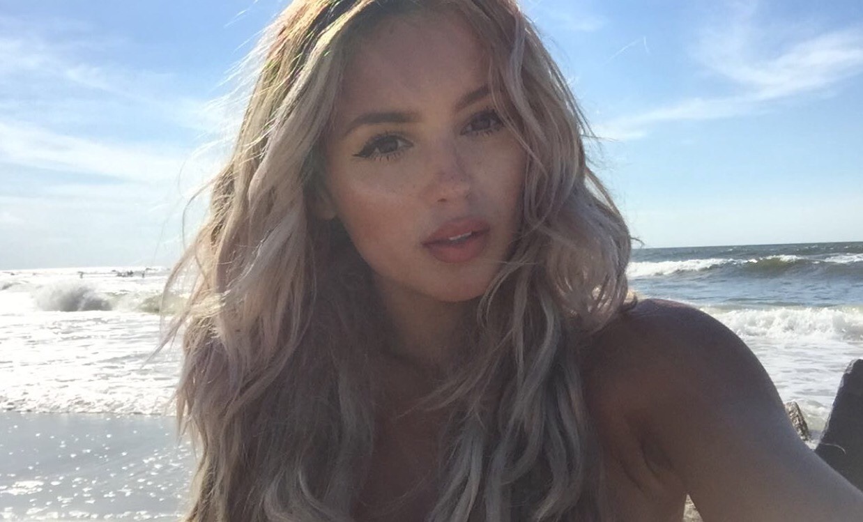 bombshellssonly:  @clothesmindedx3 