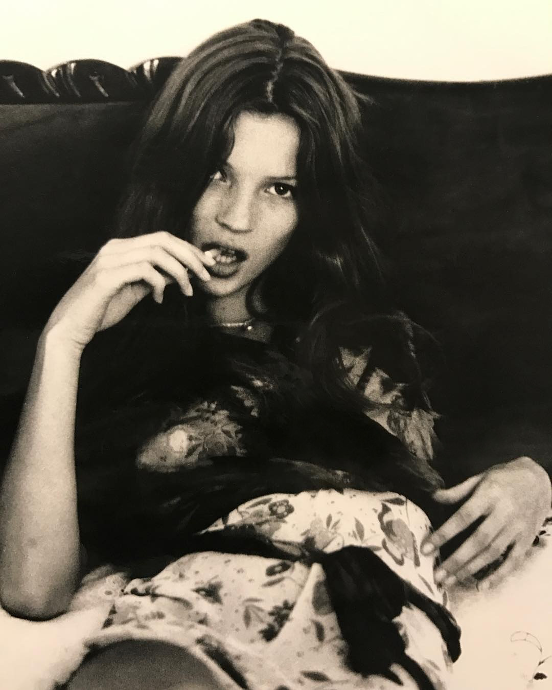 kathifee-world:  jinxproof:Kate Moss, 1992ph. Ellen von Unwerth   ❣..