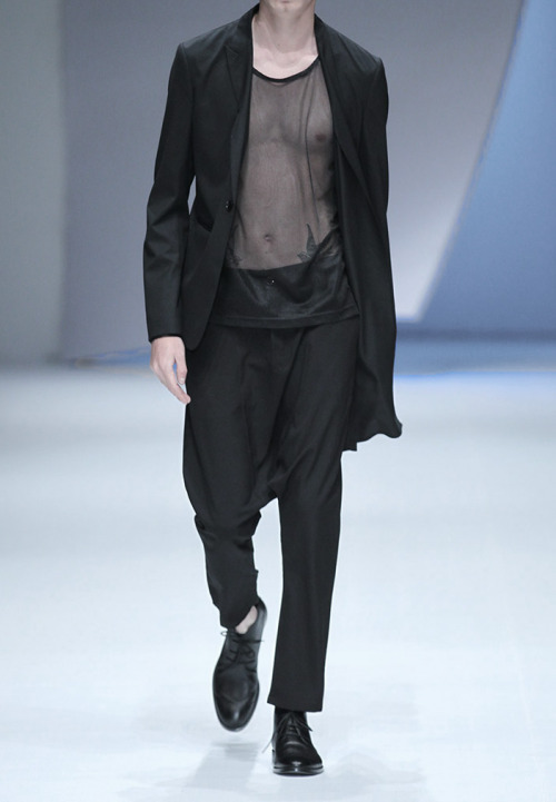 kuroikami:  Liu Yong SS15 