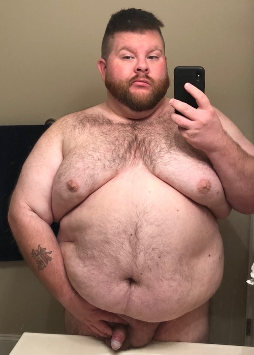 theirishchub: My “not fully awake yet, semi hard, birthday boner” look! Who wants to giv