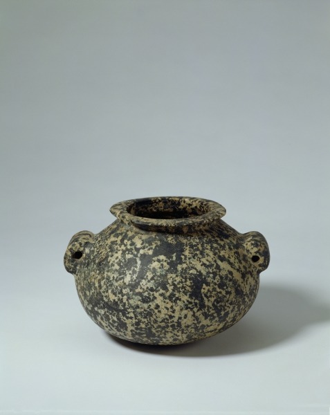 Prehistoric Vases. Archaic period, Naqada to Predynastic period, 5000-3100 BC. Now in the Sainsbury 