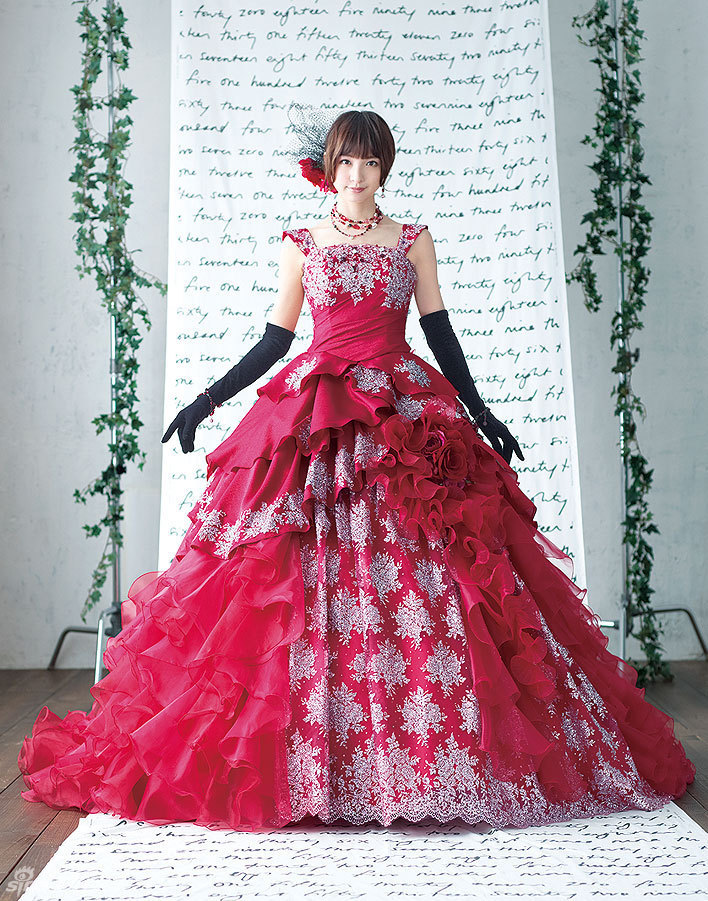 hkctvdramas:  Shinoda Mariko in LOVE MARY Dresses | Part 1 | Part 2 |   Mariko