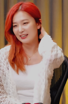 theseulgis: her fire hair 🔥