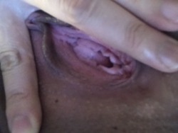cubbycumslut:  Fill my little hole up   Would love to 