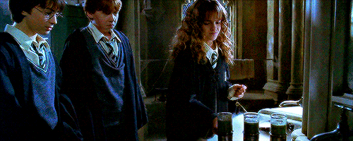 dailywizardingworld:“Ugh. Essence of Crabbe.”