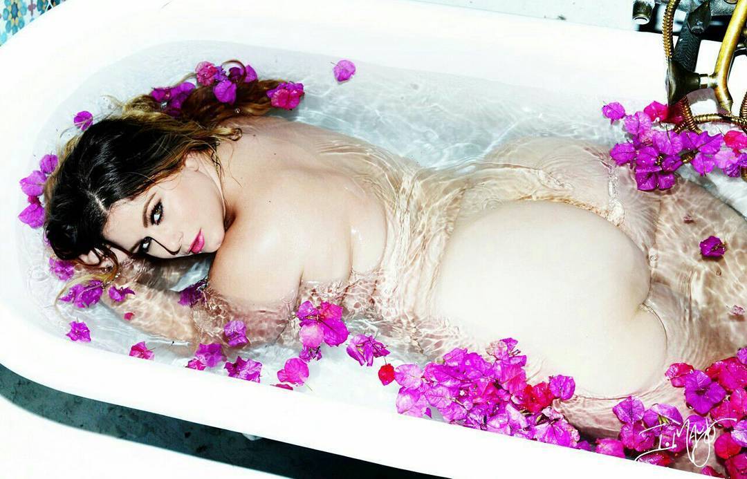 Speaking of flowers.. Celebrate diversity. Celebrate your body. Photo by @i.mays