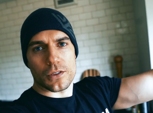 wolvesandhoundshowltogether: zacharylevis: Henry Cavill’s face is something that can be very p