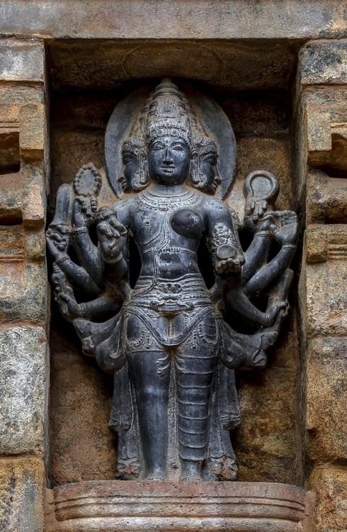 Ardhaniswara (Shiva and Parvati joined)Airavateswarar temple, chola art from Tamil Nadu