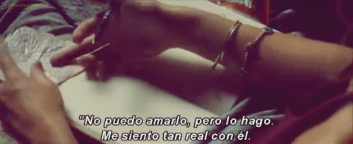followyourdreamsinfinity:  Se que no eres para mi pero me gusta soñar que si lo eres. <3. 