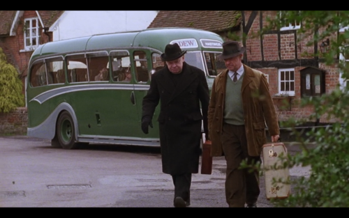 kivrin:  ogp3:  Who wore it best? Milner and Foyle sport similar sweaters in Plan of Attack  Perhaps