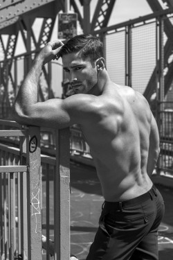 eddy-eddy:  Ricardo Baldin by Johnny Lopera 