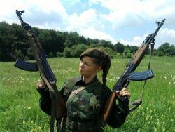 gunrunnerhell:  Double Up A Serbian soldier with two Zastava M70B1 rifles. Note that one of them doesn’t have a flash hider. The old Yugoslavian rifles are still considered some of the best surplus AK kits to arrive on the U.S market. Although the kit